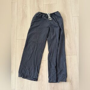 Brandi Melville Pants